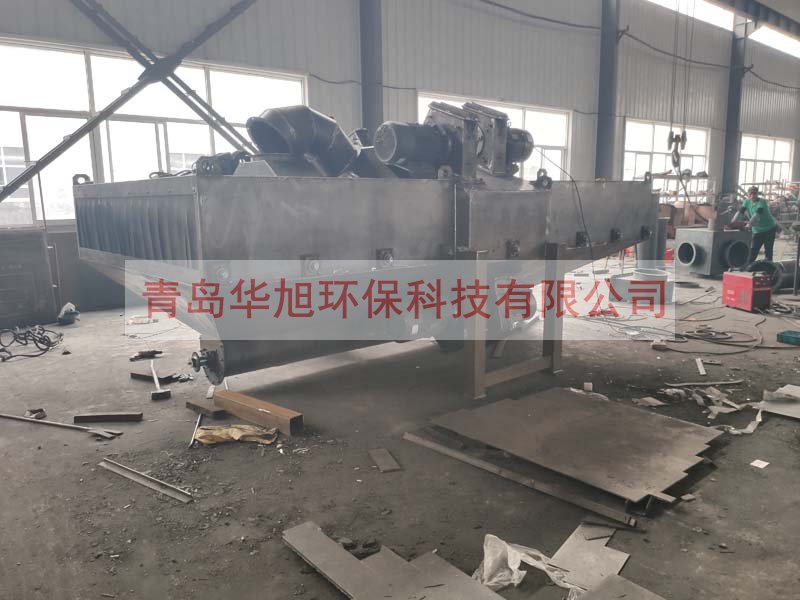 通過式拋丸機(jī)主室制作中