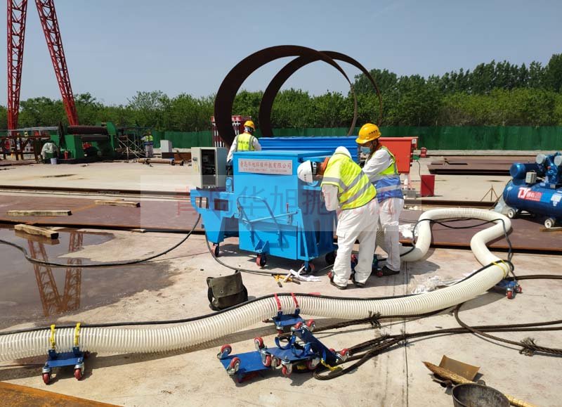 移動(dòng)式拋丸機(jī)調(diào)試現(xiàn)場(chǎng)